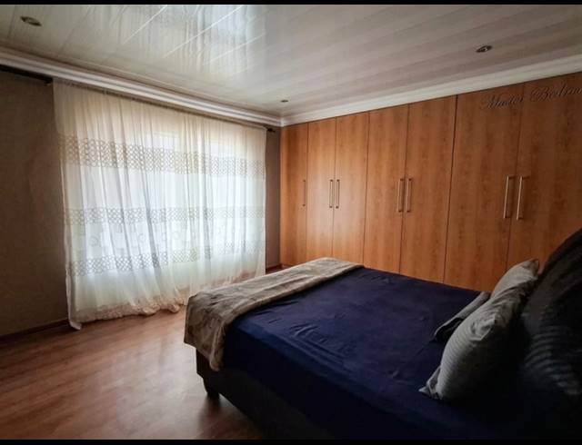 2 BEDROOM FREEHOLD FOR SALE IN EVATON WEST